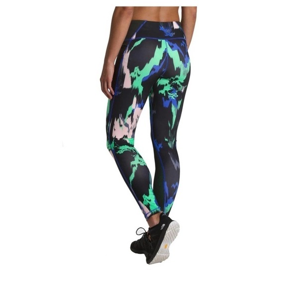 The North Face Ambition Capri Mid Rise Running Athletic Leggings Size S - Picture 1 of 9